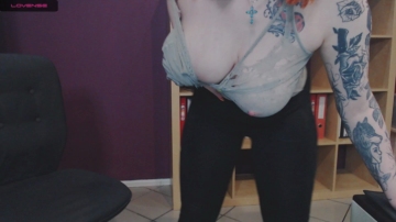 TemptingFoxx  02-05-2021